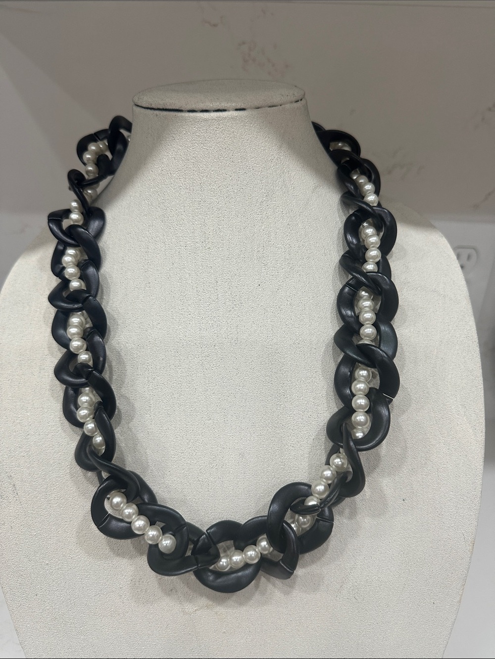 Black Chain & Pearl-Effect Statement Necklace